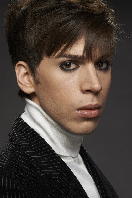Jordan Gavaris - 7