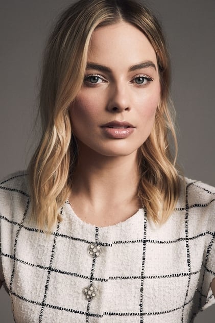 Margot Robbie - 18