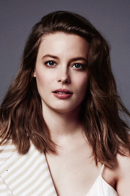 Gillian Jacobs photo 6