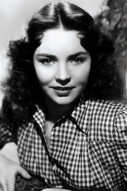 Jennifer Jones - 4
