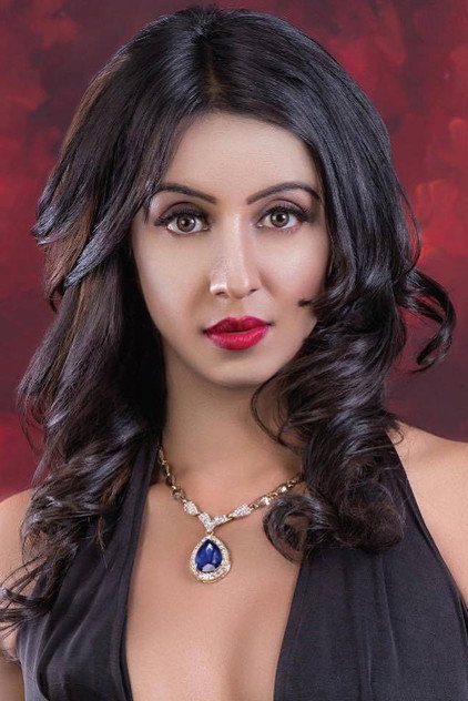 Sanjjanaa Galrani photo 3