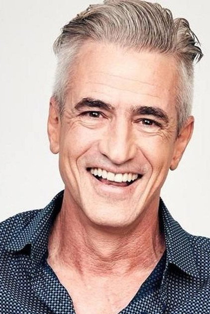 Dermot Mulroney - 7