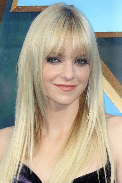 Anna Faris - 12