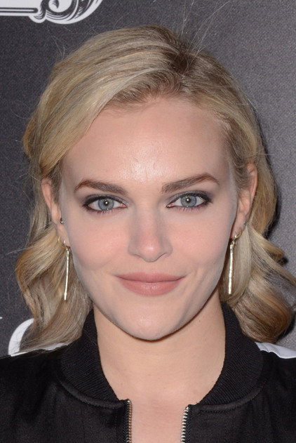 Madeline Brewer - 16