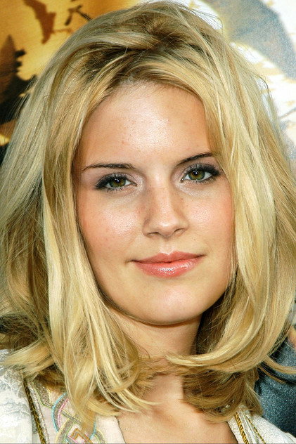 Maggie Grace - 8