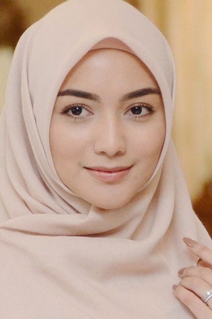 Citra Kirana photo 3