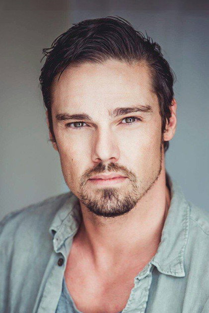 Jay Ryan - 10