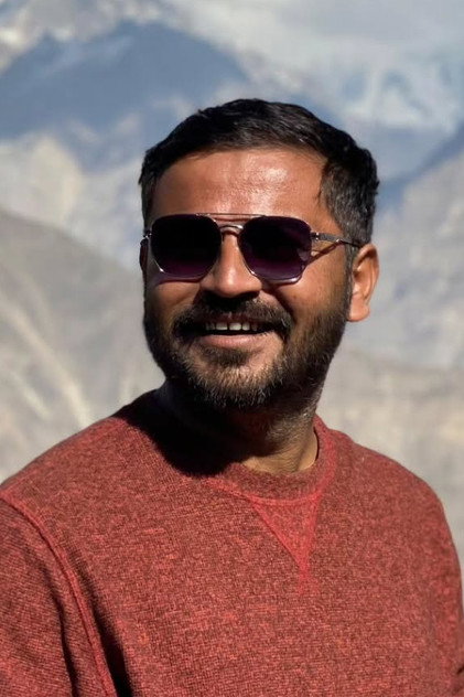 Imran Baloch headshot