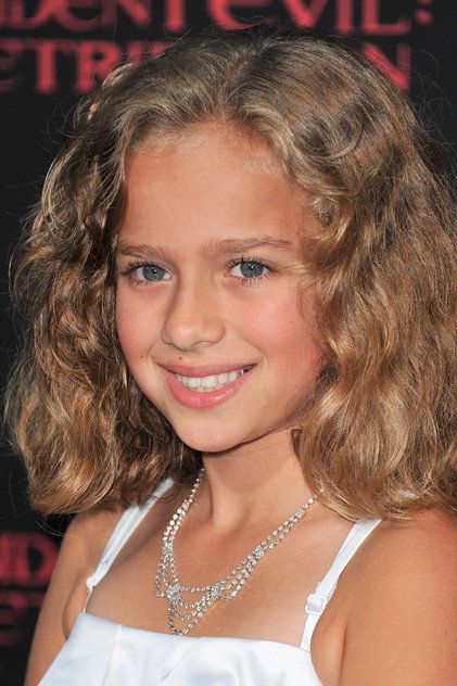 Aryana Engineer photo 2