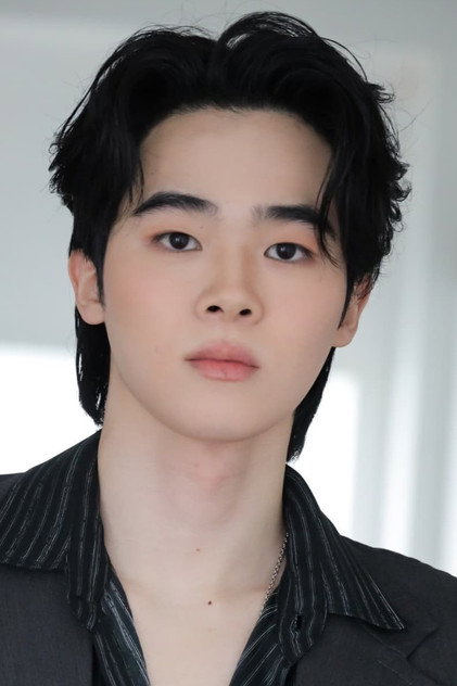 Thanawat Uthaikitwanit photo 8