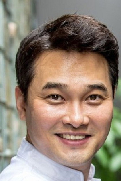 Edward Young-min Kwon