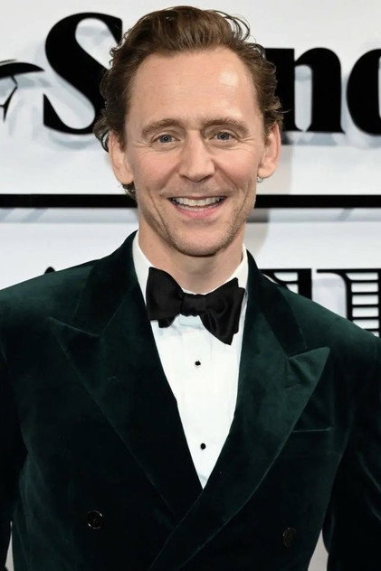 Tom Hiddleston - 9