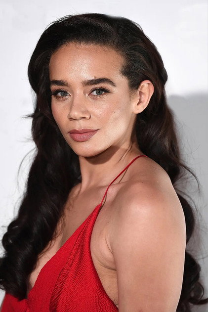 Hannah John-Kamen - 5
