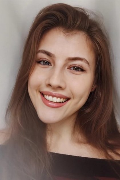 Portrait of Özge Akdeniz