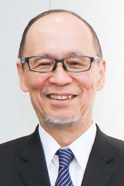 都築伸一郎