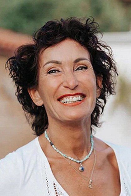 Ingrid (61)