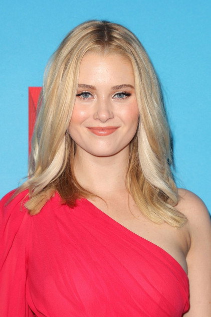 Virginia Gardner - 7