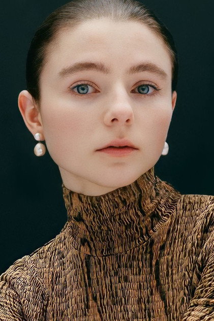 Thomasin McKenzie - 13