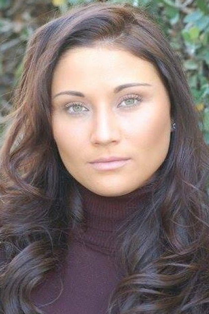 Stephanie Leon - 4