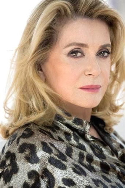 Catherine Deneuve photo 12