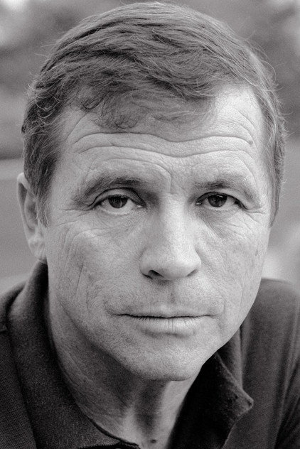 Tom Laughlin photo 2