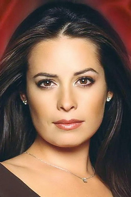 Holly Marie Combs - 5
