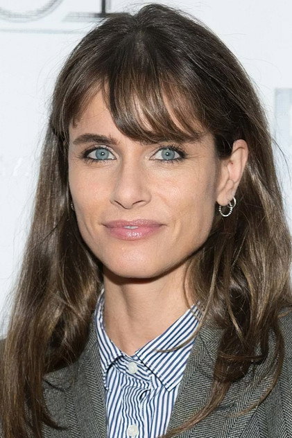 Amanda Peet - 7