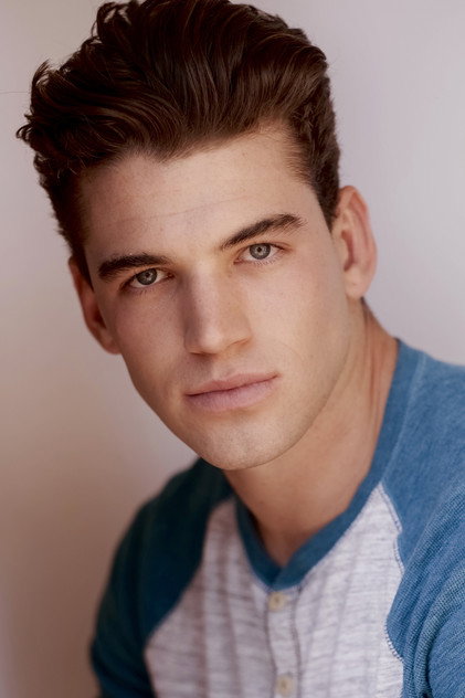 Noah Fearnley photo 7