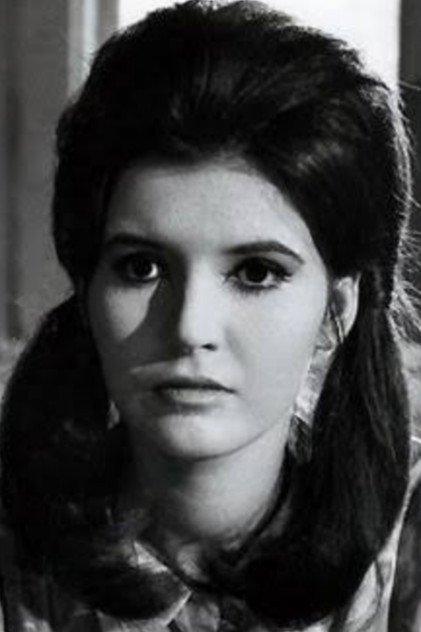 Mervat Amin - 4