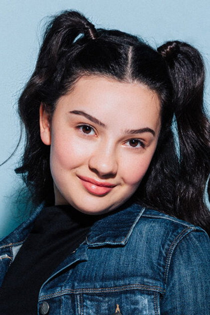 Gabriella Uhl photo 2