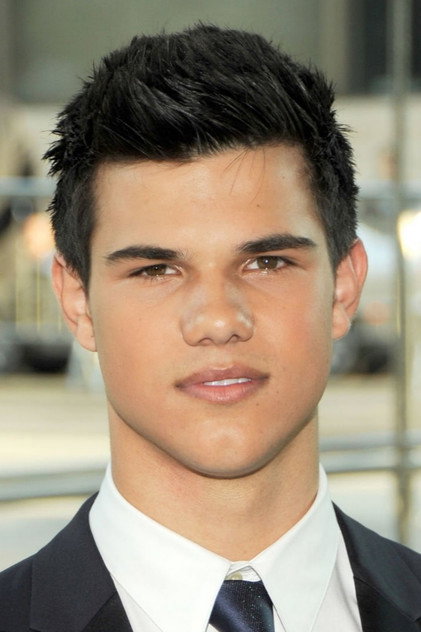 Taylor Lautner - 14