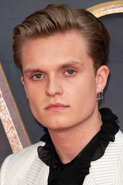 Tom Glynn-Carney - 7