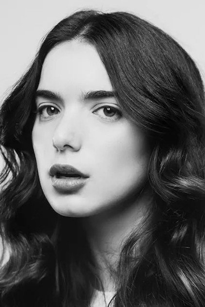 Dylan Gelula - 9