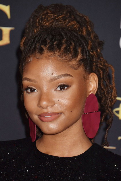 Halle Bailey - 7