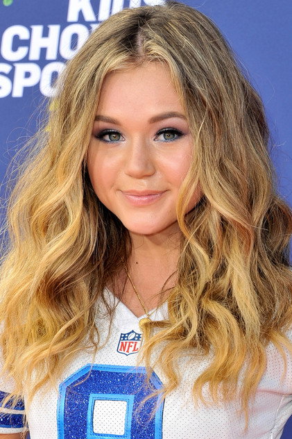 Brec Bassinger - 5