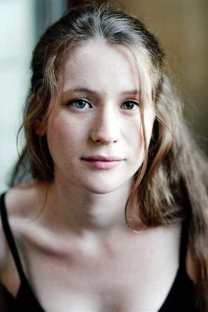 Claire Duburcq - 4