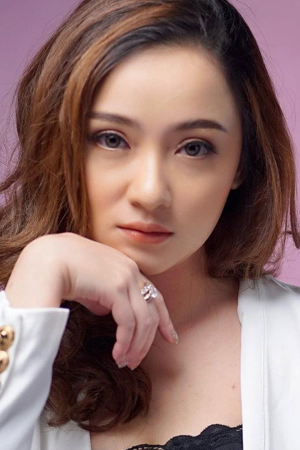 Meisita Lomania photo 16