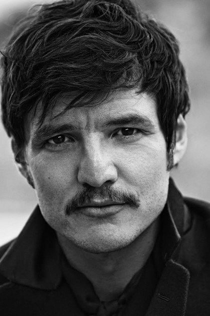 Pedro Pascal - 14