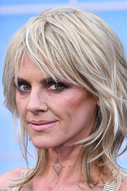 Eliza Coupe