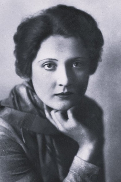 Charlotte Ander photo 3