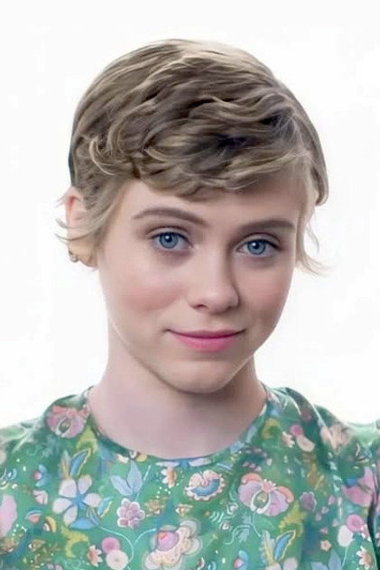 Sophia Lillis - 12