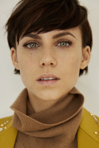 Aura Garrido - 14