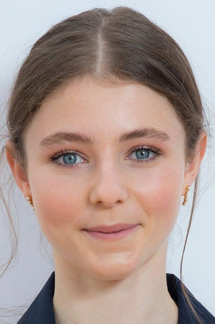 Thomasin McKenzie - 7