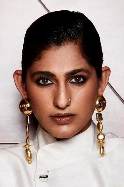 Kubbra Sait - 8