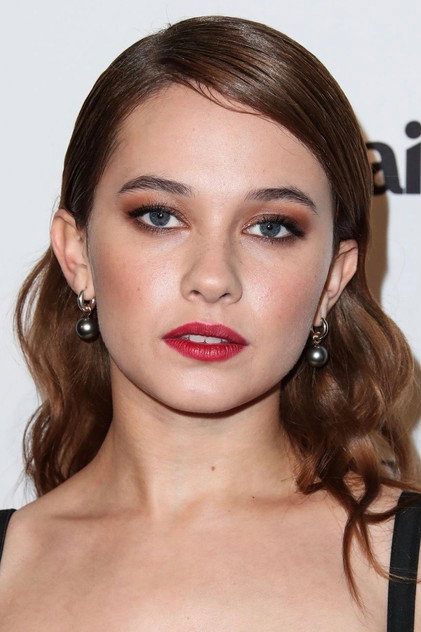Cailee Spaeny - 8