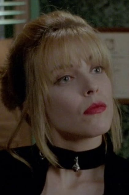 Julie Saint-Pierre photo 2