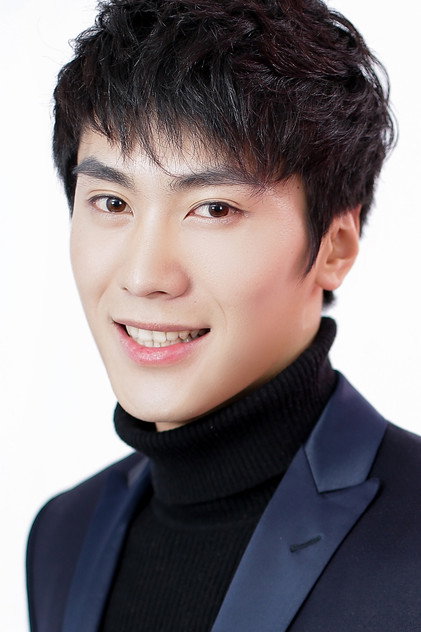 Hu Sen photo 4