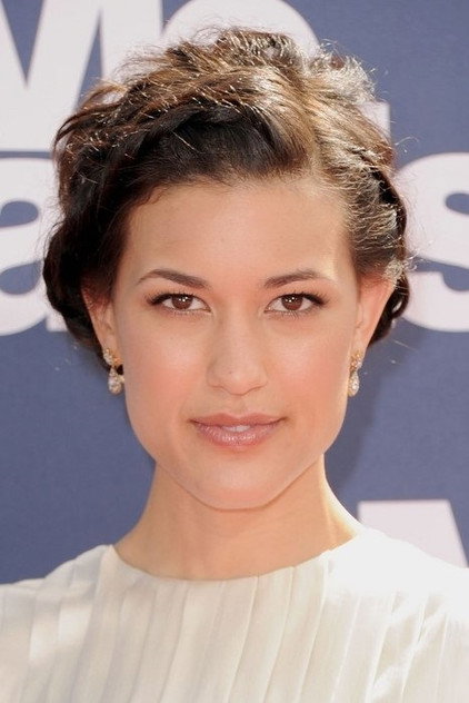 Julia Jones - 13