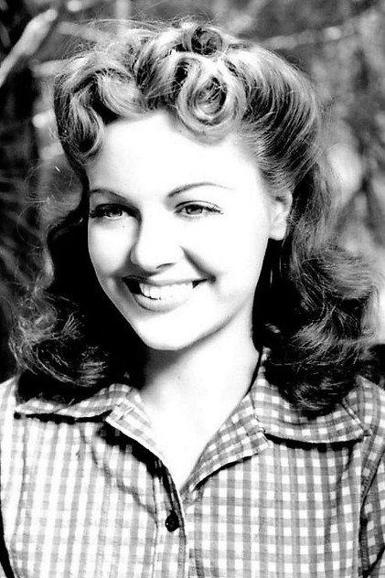Wanda McKay - 4