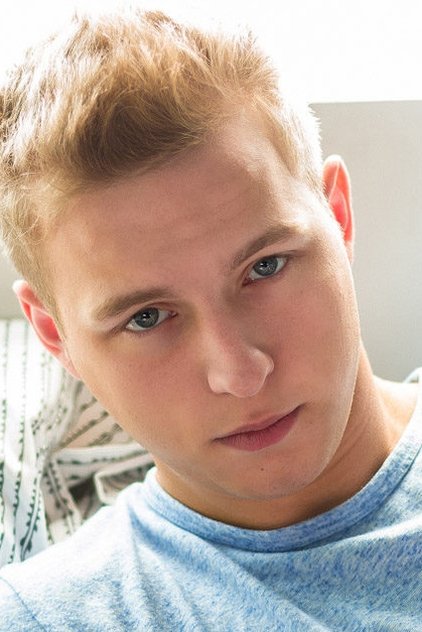 Noah White